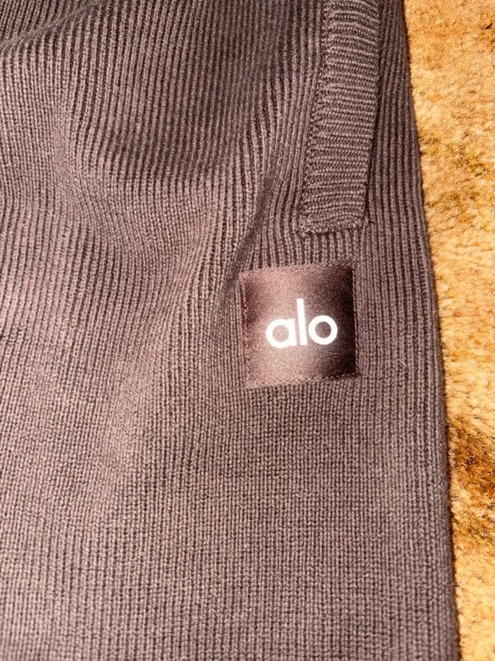 ALO Yoga ribbed lounge pants in brown